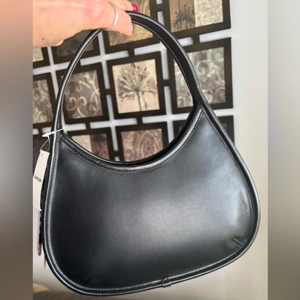 Authentic COACHTOPIA Leather Caterpillar shoulder magnetic closure hobo/card set - Picture 9 of 17